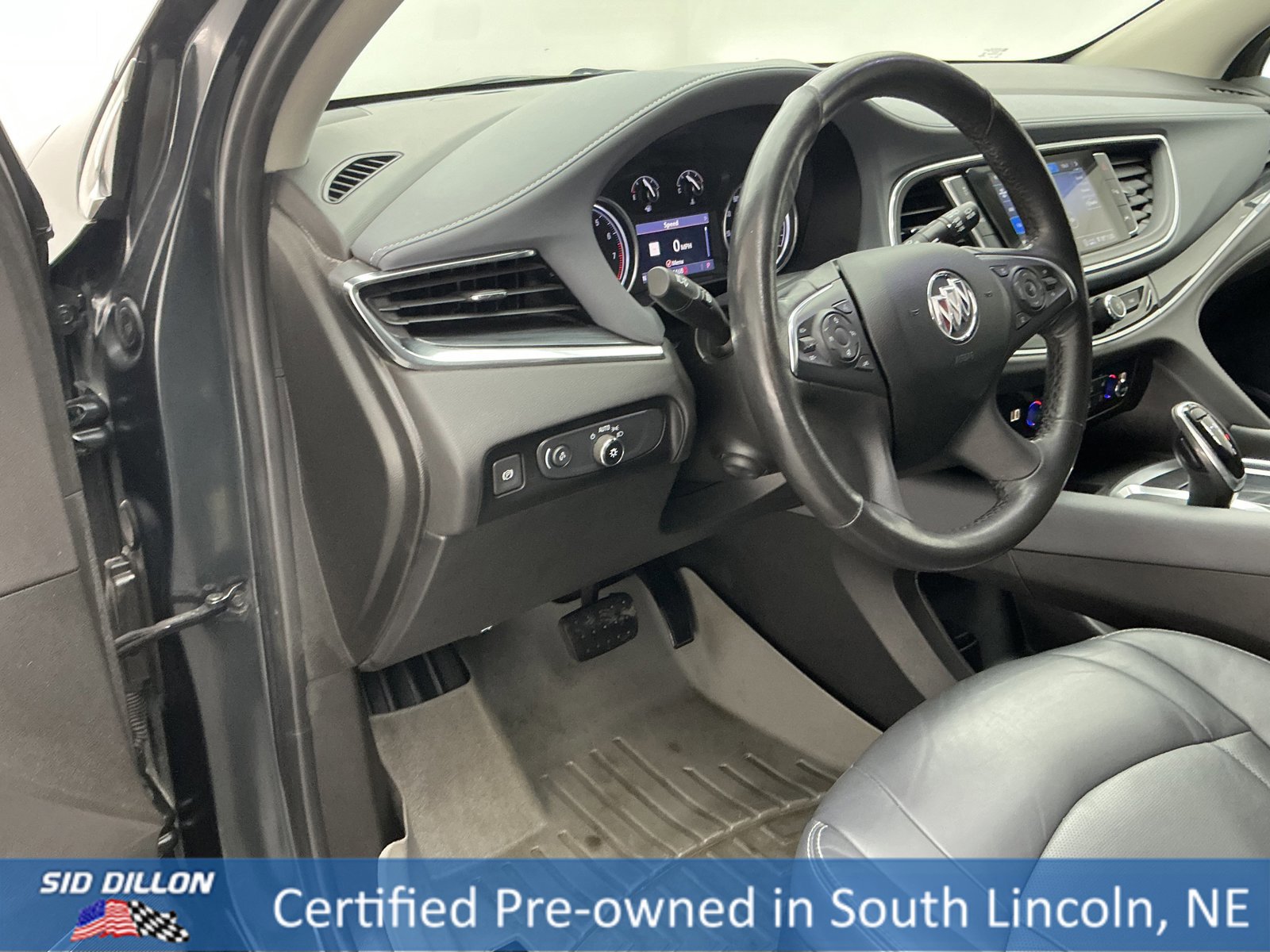 Used 2021 Buick Enclave Premium w/ Sun and Sites Package image 15