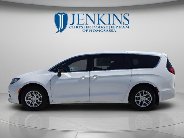 New 2026 Chrysler Voyager LX FWD image 9