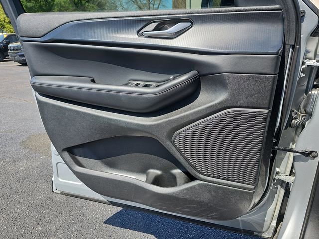 Used 2024 Jeep Grand Cherokee L Altitude image 25