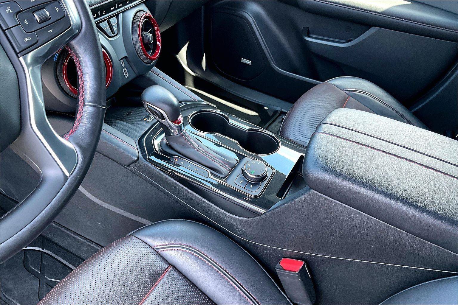 Used 2019 Chevrolet Blazer RS AWD/4WD image 16