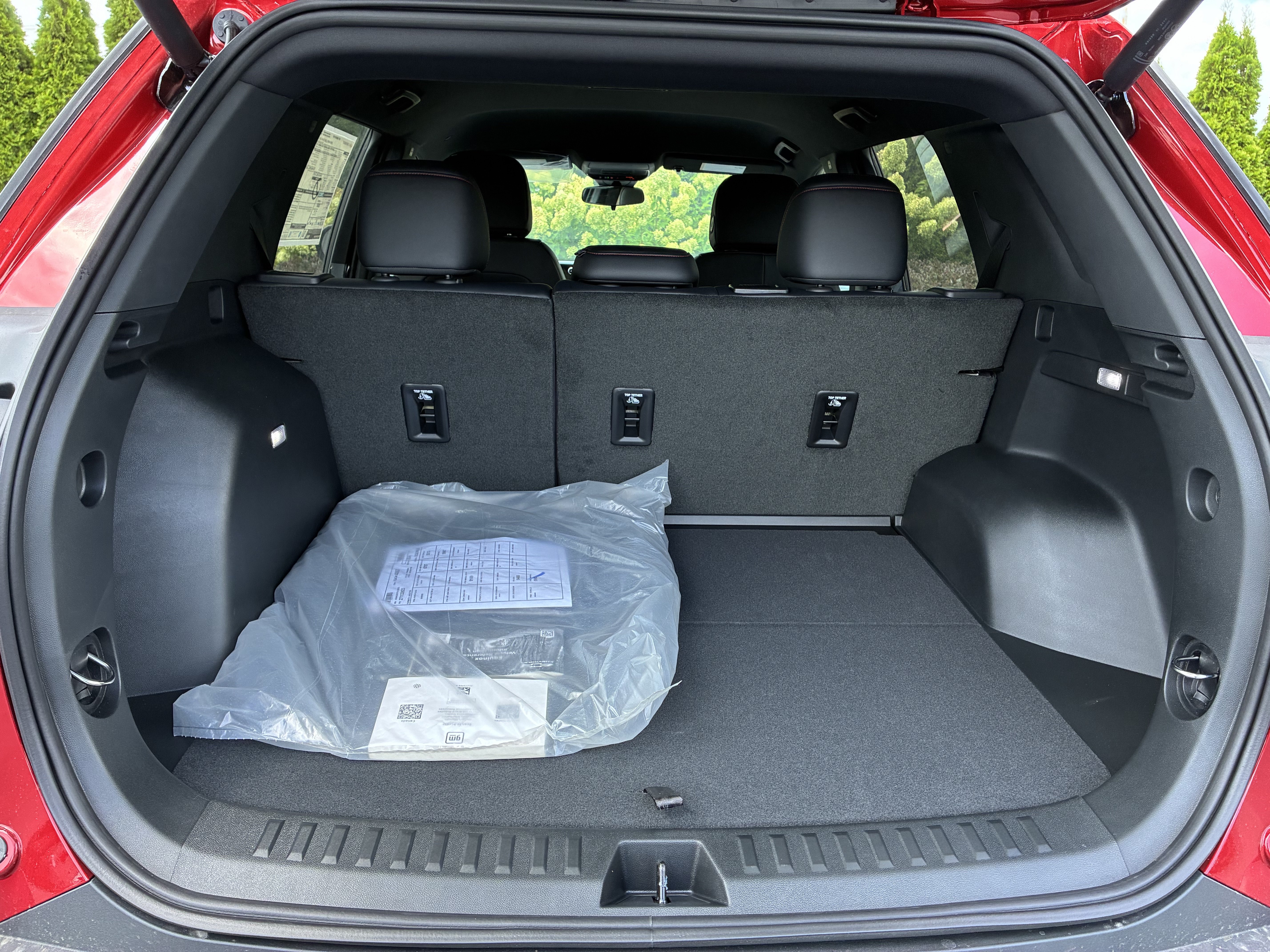 New 2027 Chevrolet Equinox RS w/ Convenience Package III FWD image 13