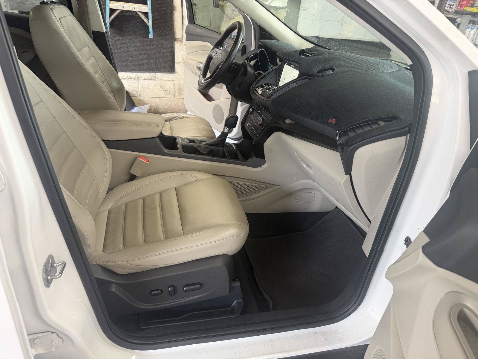Used 2017 Ford Escape Titanium w/ Equipment Group 301A FWD image 11