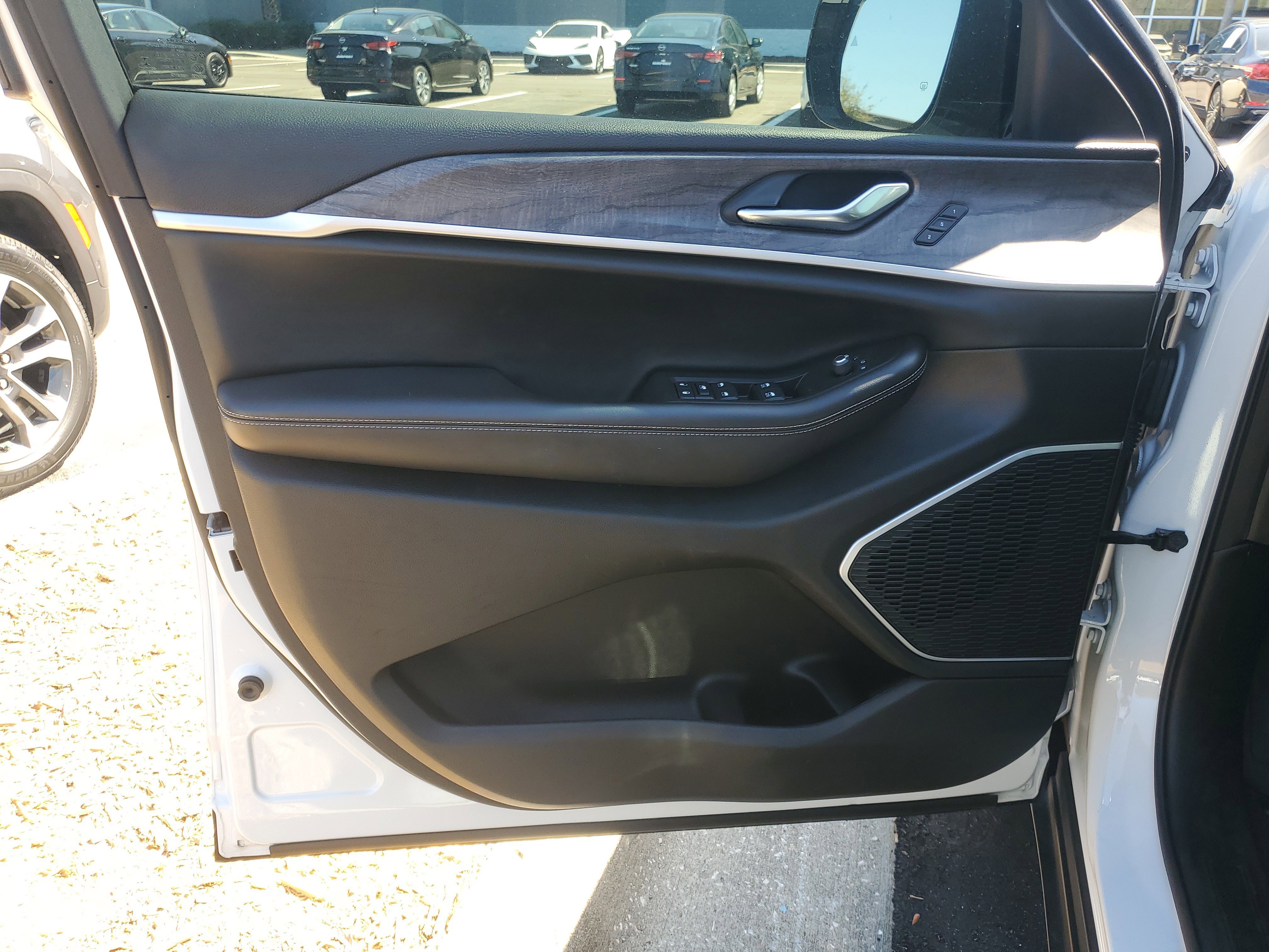 Used 2021 Jeep Grand Cherokee L Limited image 13