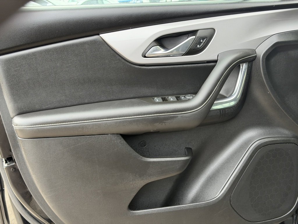 Used 2023 Chevrolet Blazer LT w/ Midnight/Sport Edition image 23