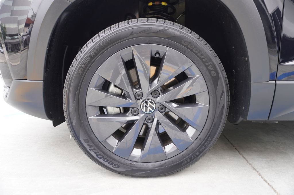 Used 2023 Volkswagen Taos S image 20