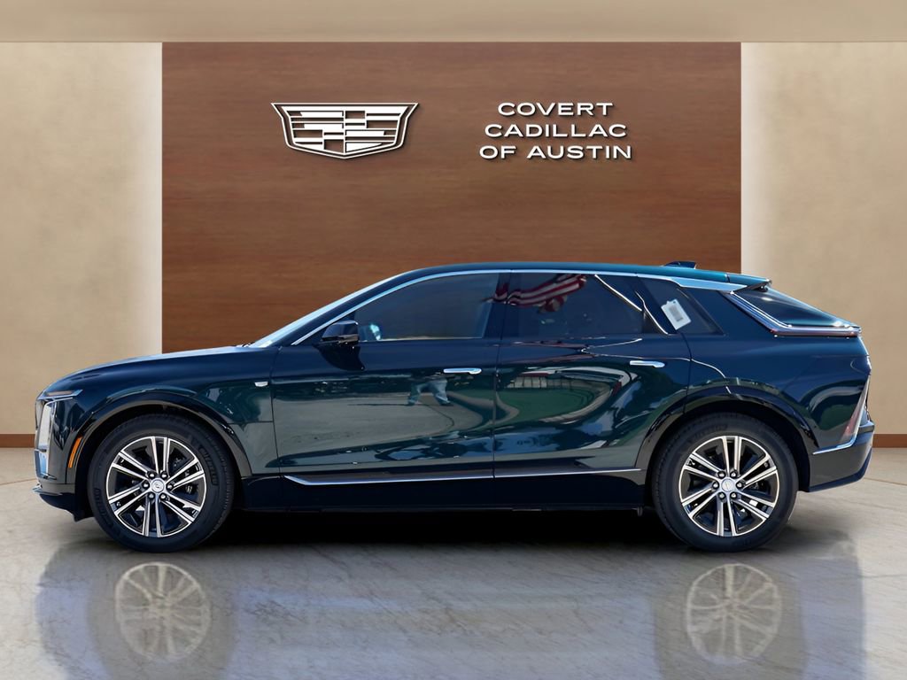 New 2026 Cadillac Lyriq Luxury w/ LPO, Floor Liner Package image 4