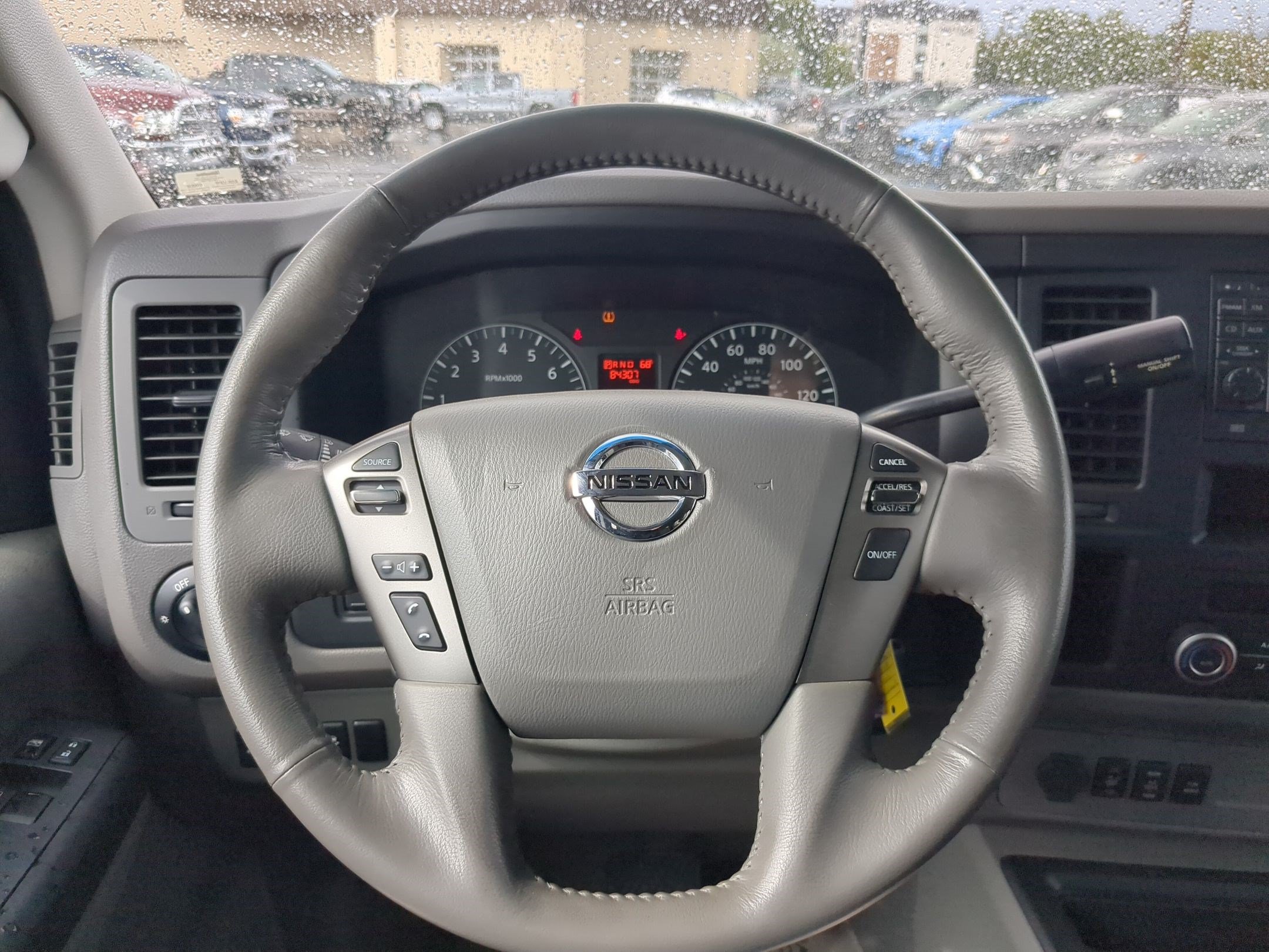 Used 2014 Nissan NV 3500 SL w/ Technology Package RWD image 18