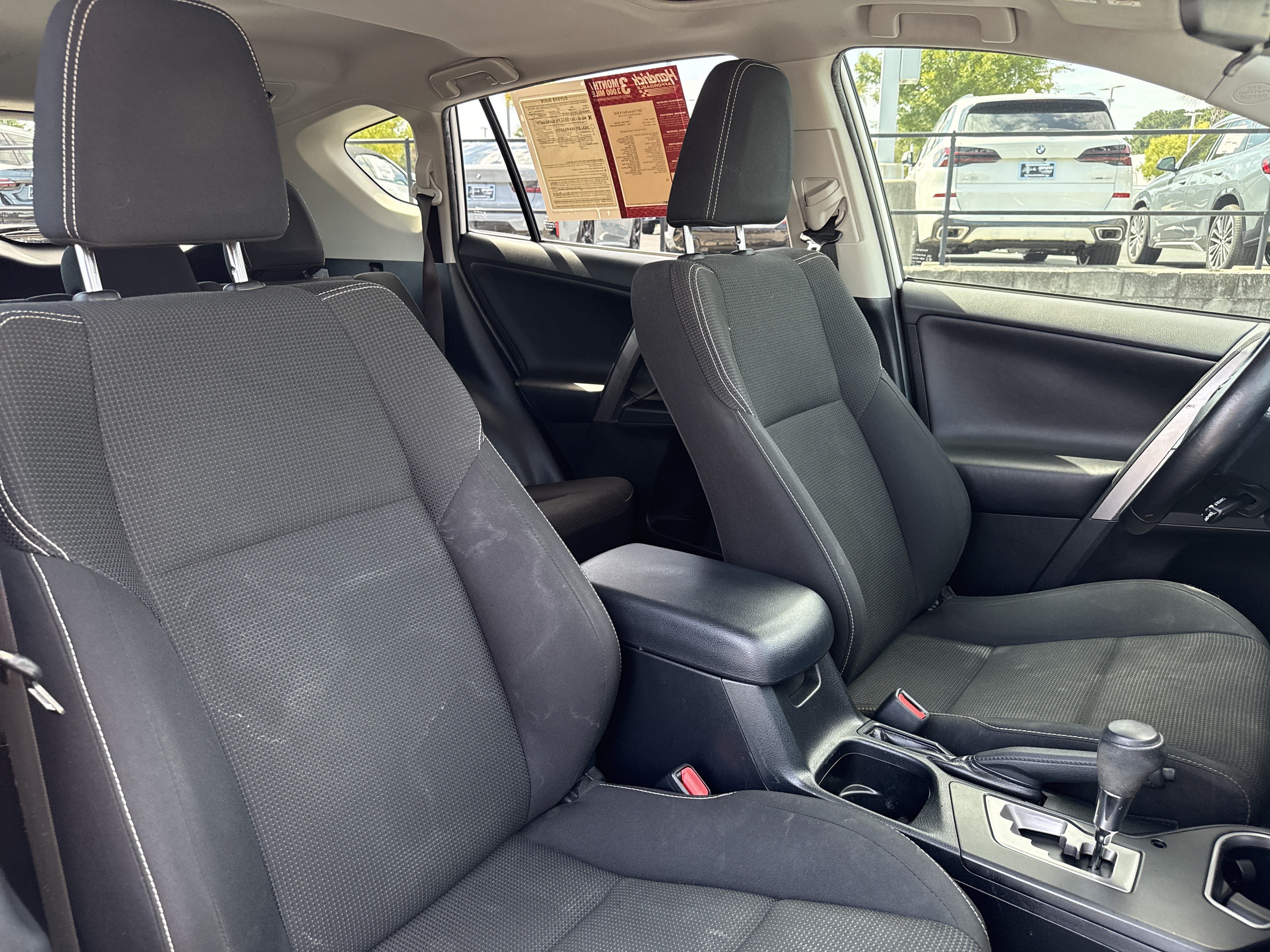 Used 2017 Toyota RAV4 XLE FWD image 32