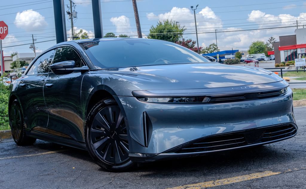 Used 2024 Lucid Air Pure RWD image 3
