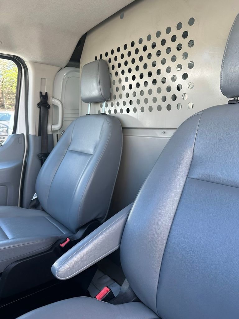Used 2019 Ford Transit 150 148 Low Roof RWD image 14