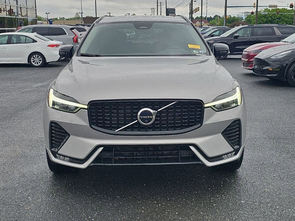 Used 2023 Volvo XC60 B5 Plus w/ Climate Package AWD/4WD image 17