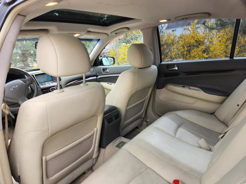 Used 2012 INFINITI G37 Journey w/ Premium Pkg image 22