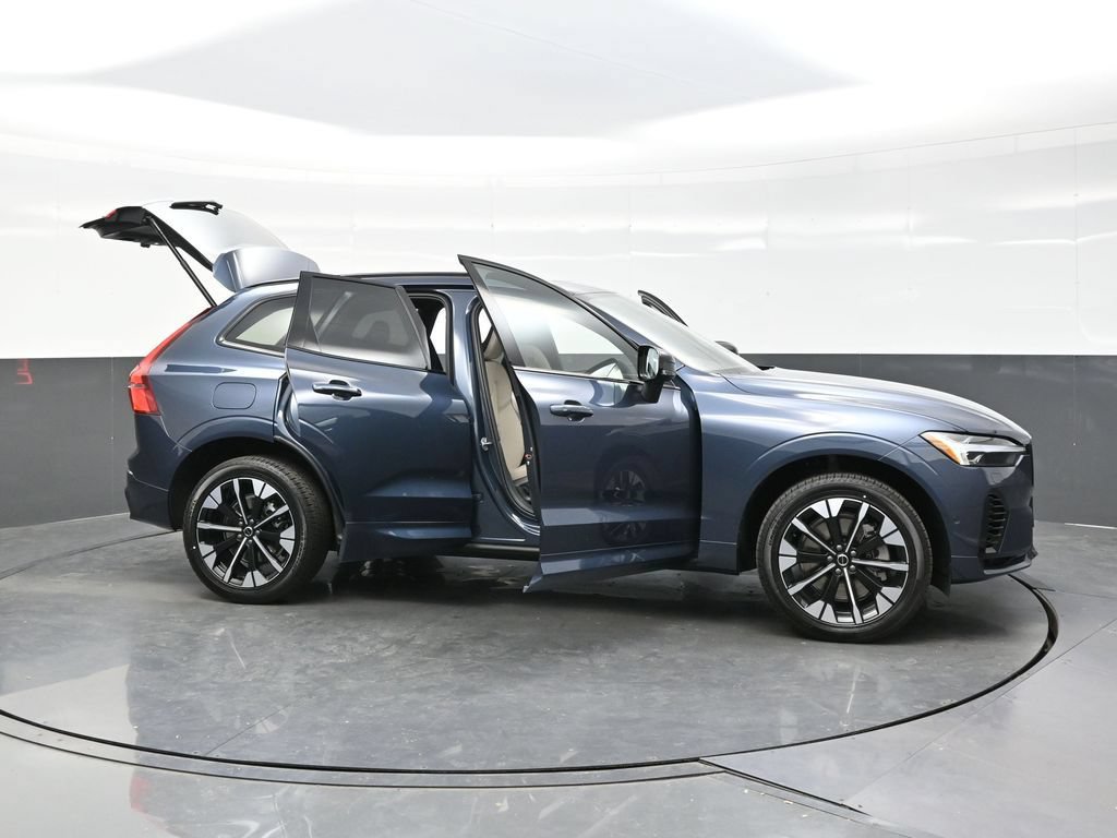 New 2026 Volvo XC60 T8 Plus w/ Climate Package AWD/4WD image 44