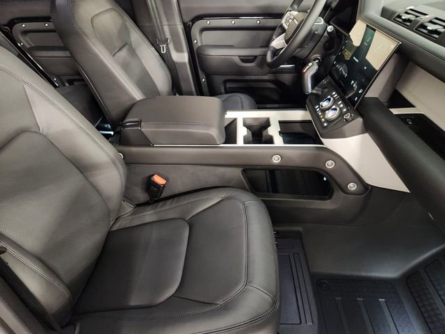 New 2026 Land Rover Defender 130 S AWD/4WD image 3