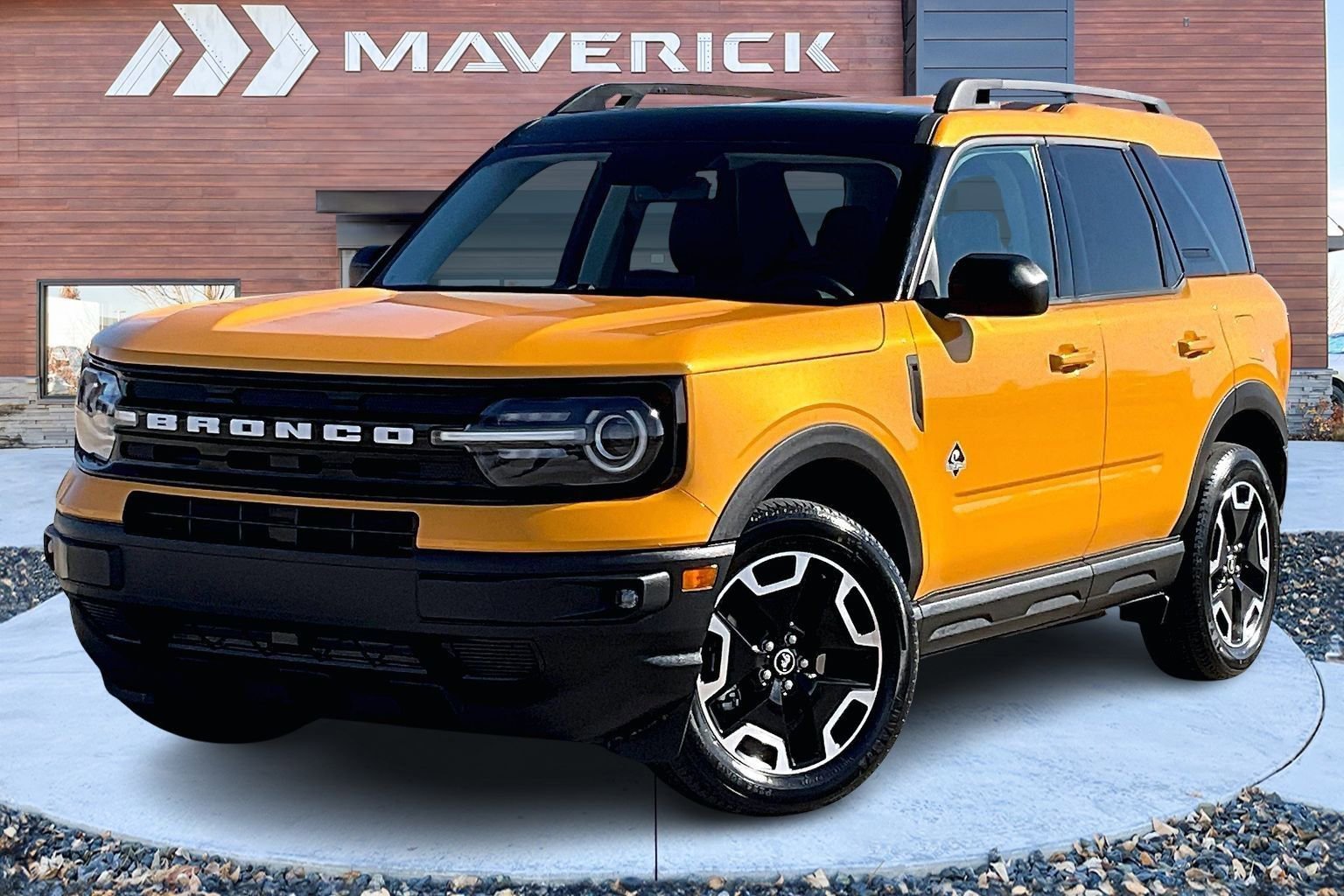Used 2023 Ford Bronco Sport Outer Banks w/ Tech Package image 3