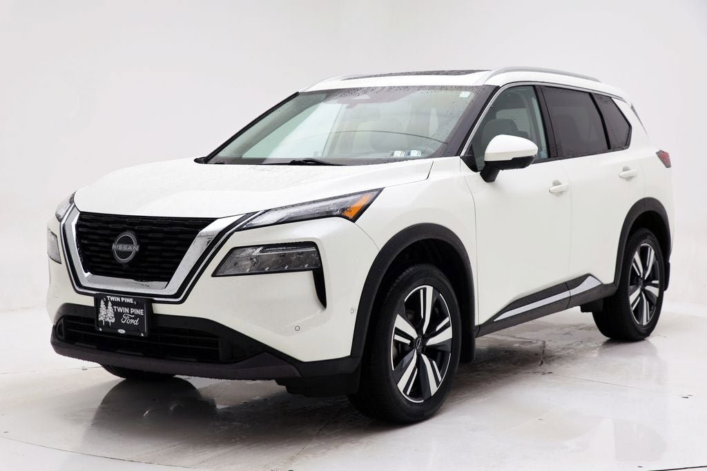 Used 2023 Nissan Rogue SL w/ SL Premium Package AWD/4WD image 2