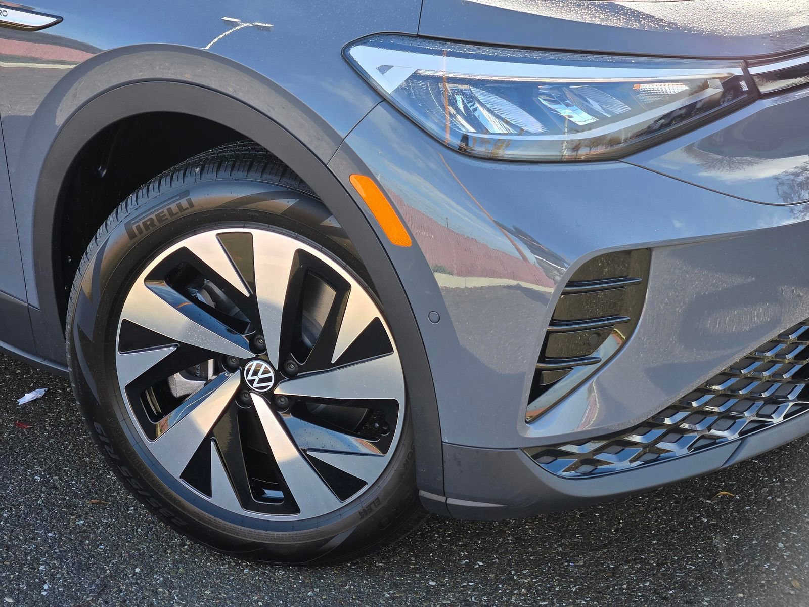 New 2026 Volkswagen ID.4 Pro image 2