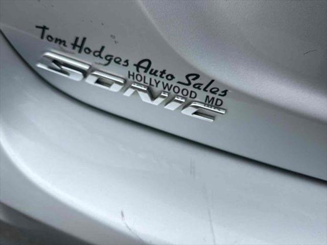 Used 2019 Chevrolet Sonic LT image 7