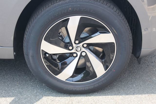 New 2026 Jaguar F-PACE R-Dynamic S image 9