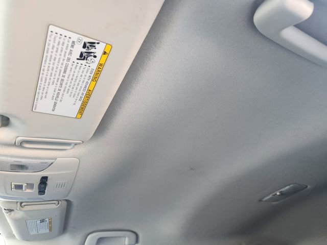 Used 2022 Toyota Corolla LE image 21