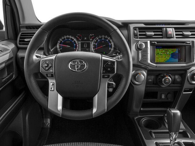 Used 2016 Toyota 4Runner SR5 AWD/4WD image 9