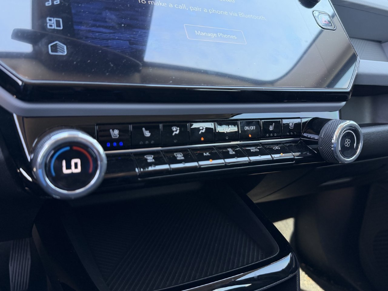 Used 2027 Chevrolet Bolt RS FWD image 19