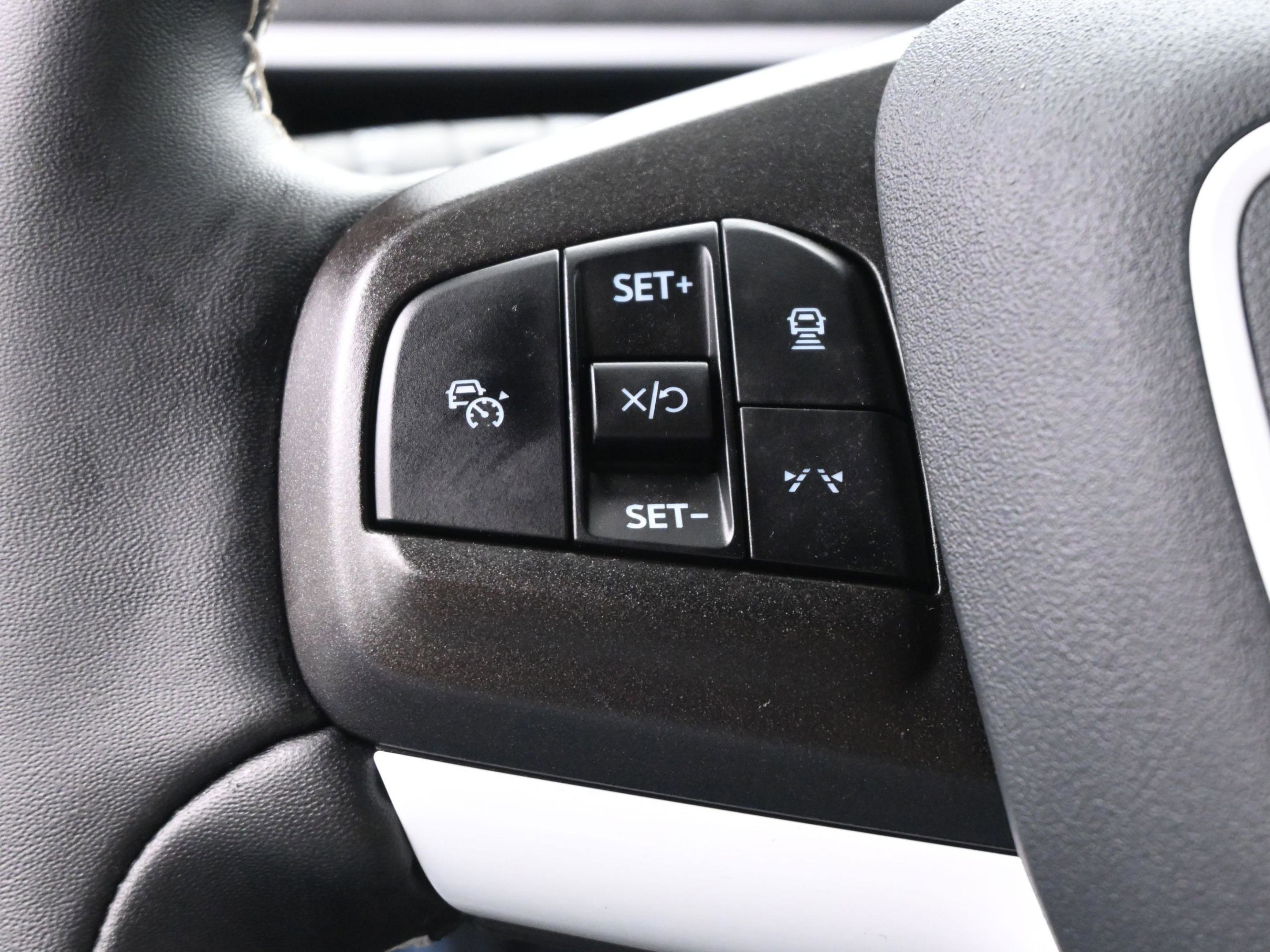 Used 2025 Ford Mustang Mach-E GT AWD/4WD image 39