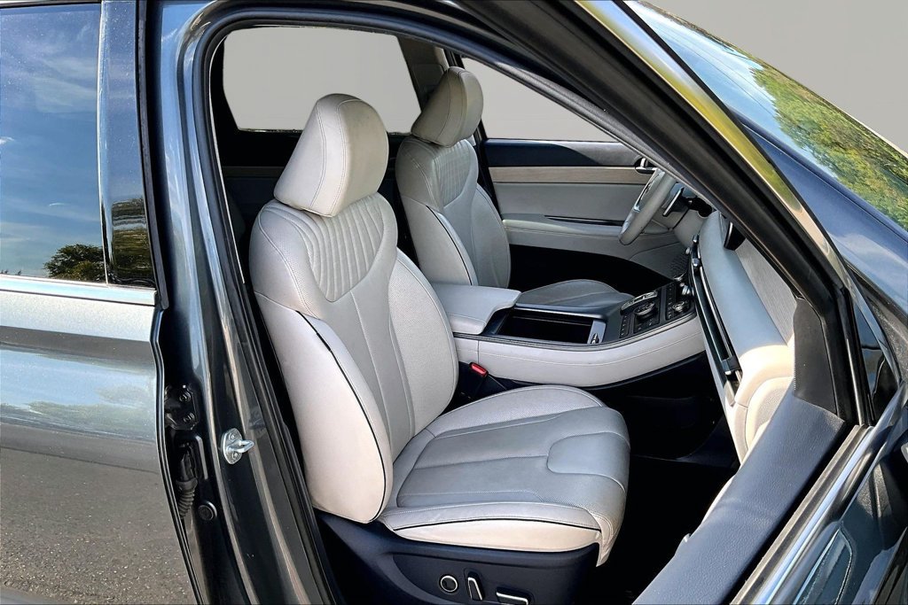 Used 2024 Hyundai Palisade Limited AWD/4WD image 24