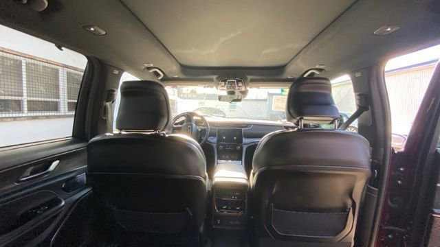 Used 2022 Jeep Grand Cherokee L Overland w/ Luxury Tech Group IV image 29