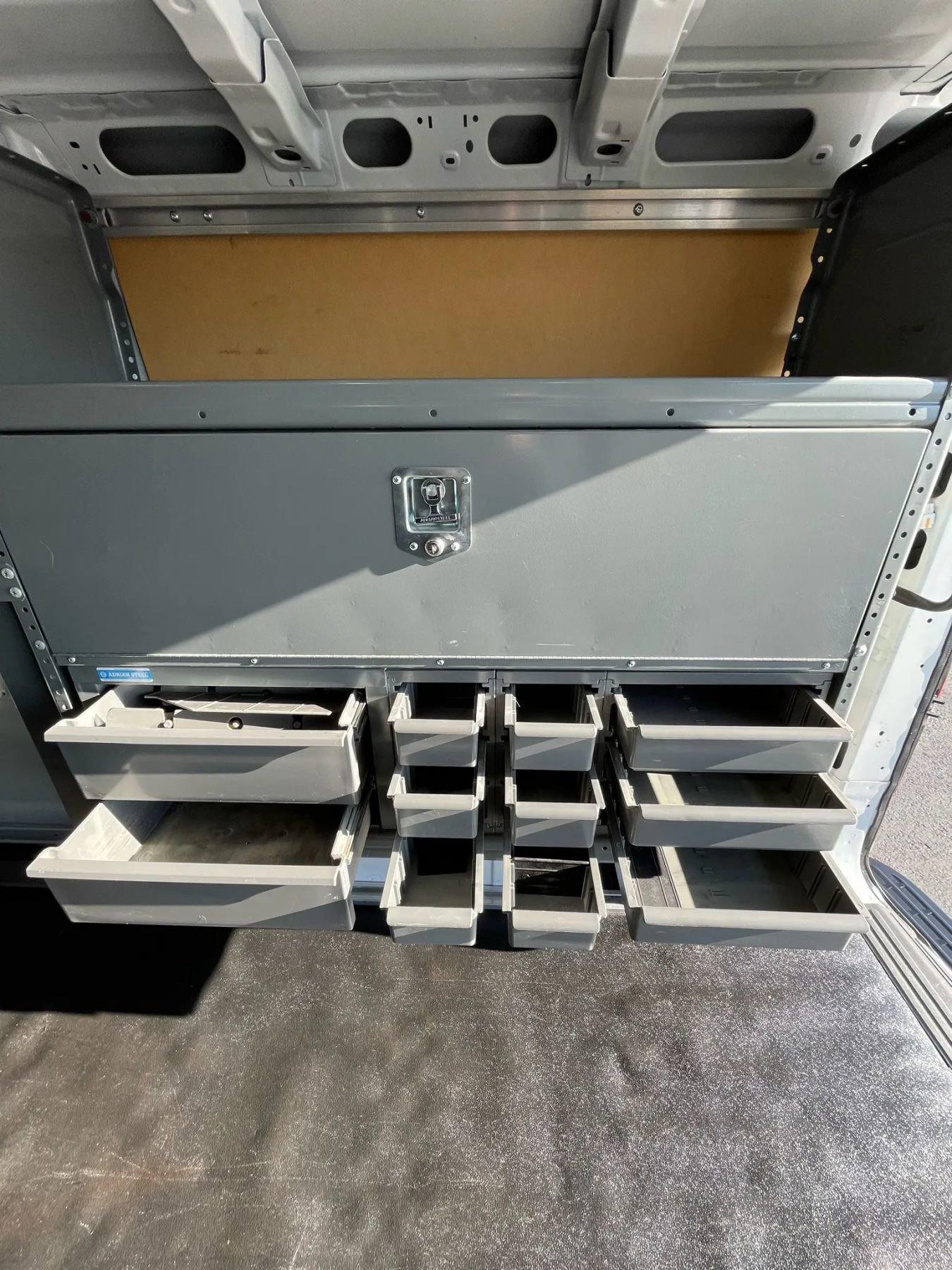 Used 2018 Nissan NV 1500 SV image 26