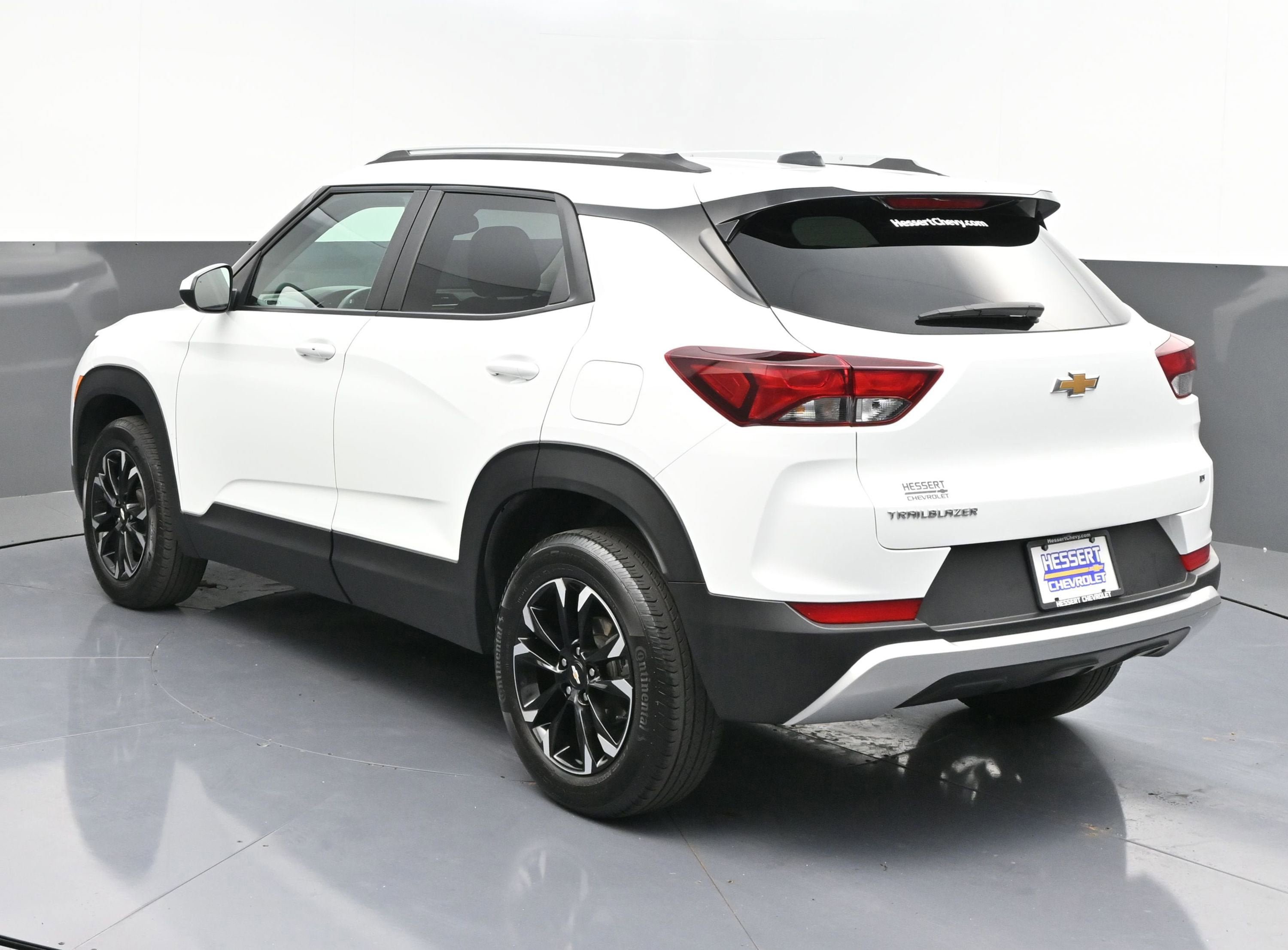 Certified 2023 Chevrolet TrailBlazer LT w/ Convenience Package AWD/4WD image 5