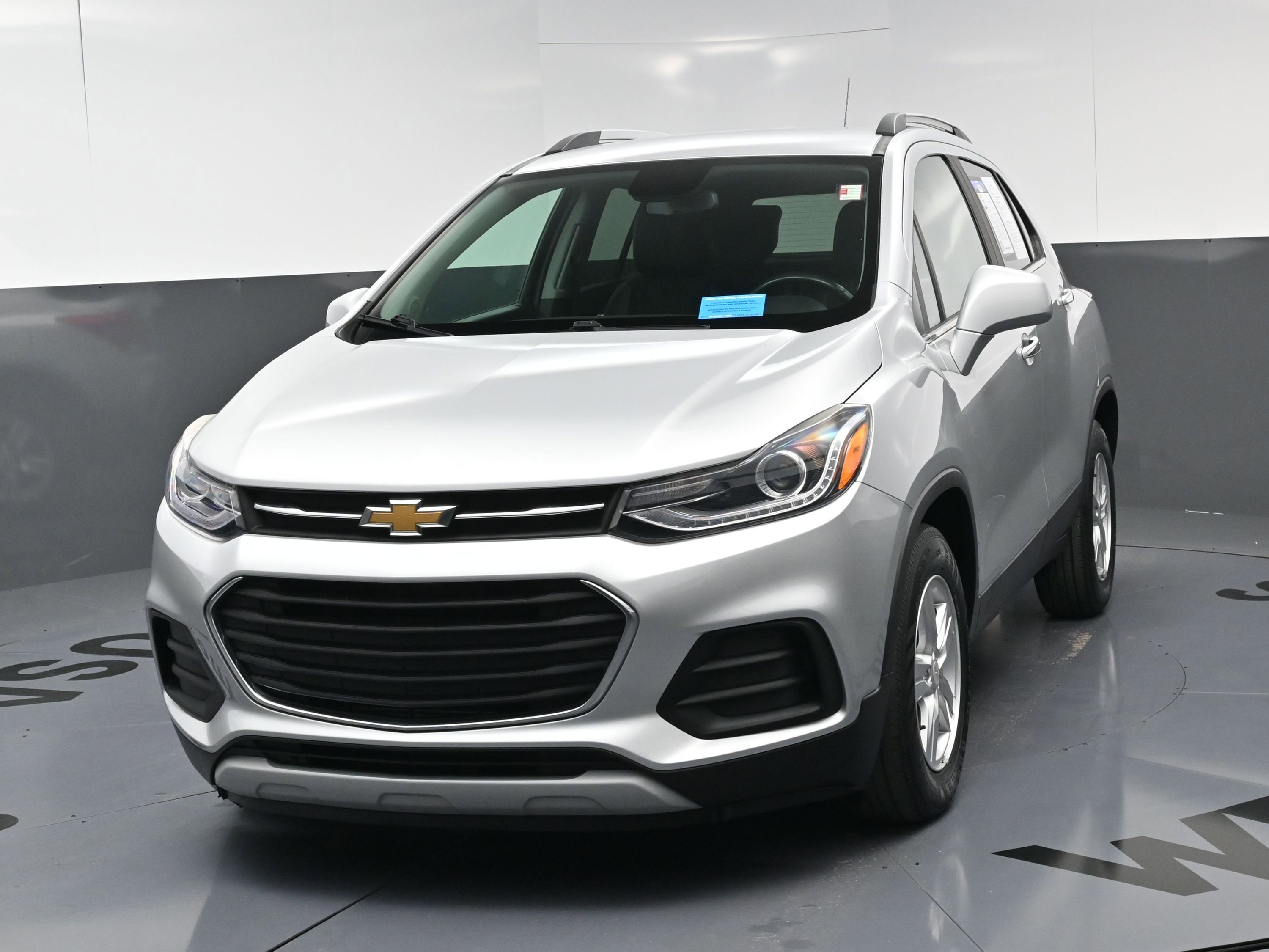 Used 2019 Chevrolet Trax LT w/ LT Convenience Package image 11