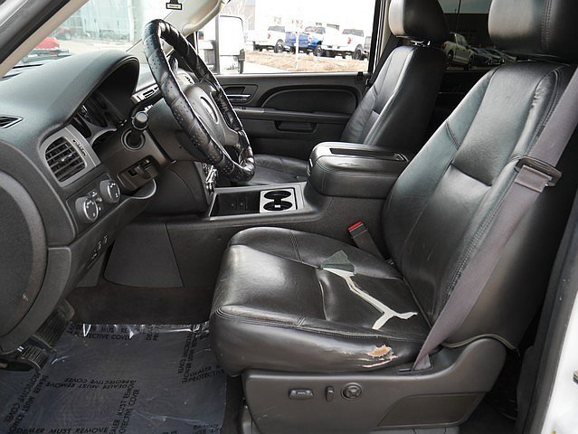 Used 2014 Chevrolet Silverado 2500 LTZ w/ LTZ Plus Package image 10