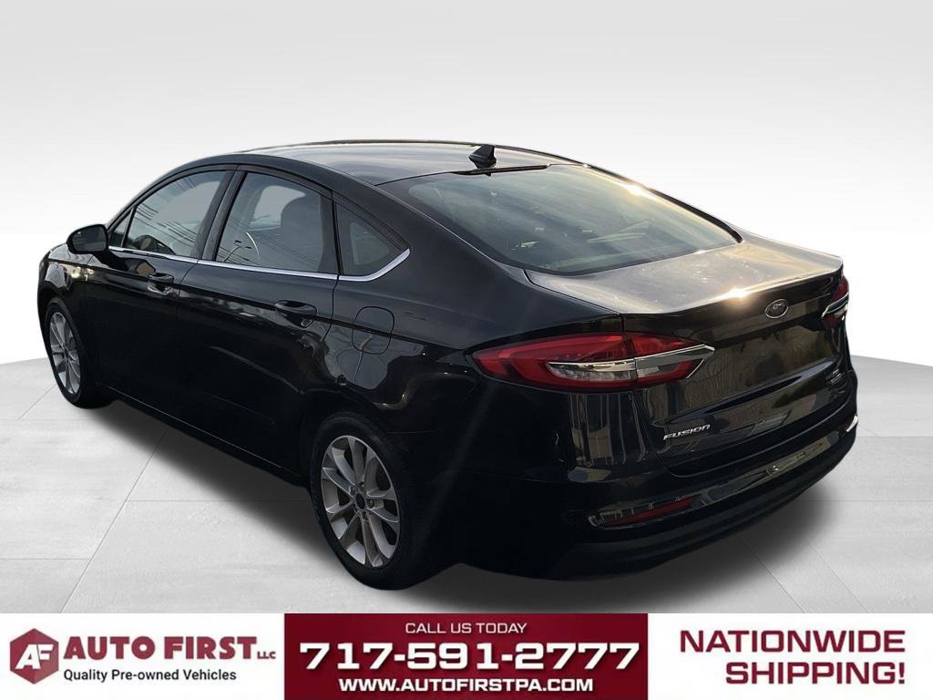 Used 2020 Ford Fusion SE FWD image 5