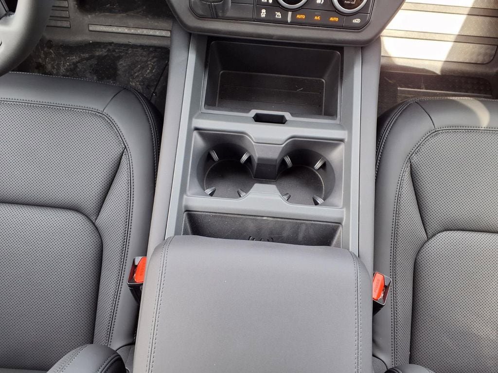 New 2026 Land Rover Defender 110 S AWD/4WD image 21