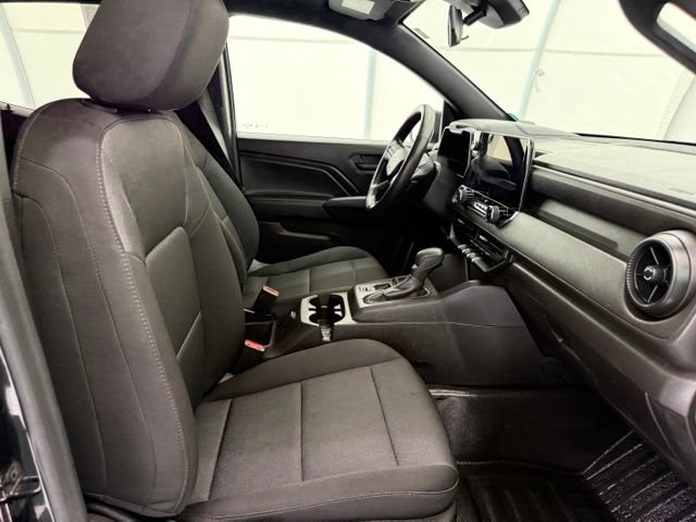 Used 2023 Chevrolet Colorado W/T RWD image 19