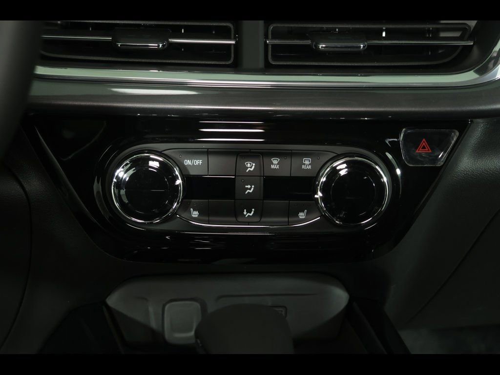 New 2026 Chevrolet Trax ACTIV w/ Driver Confidence Package image 11