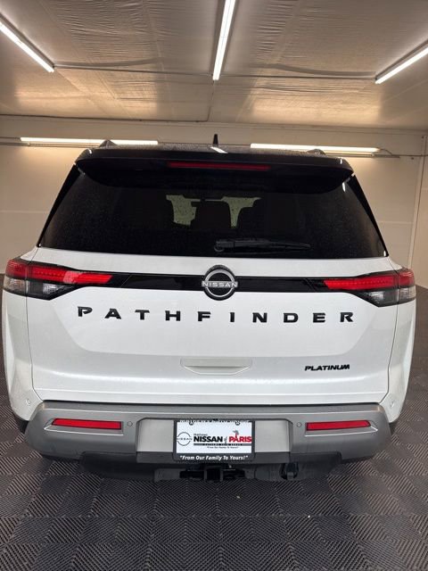 Certified 2025 Nissan Pathfinder Platinum w/ Black Appearance Package FWD image 31
