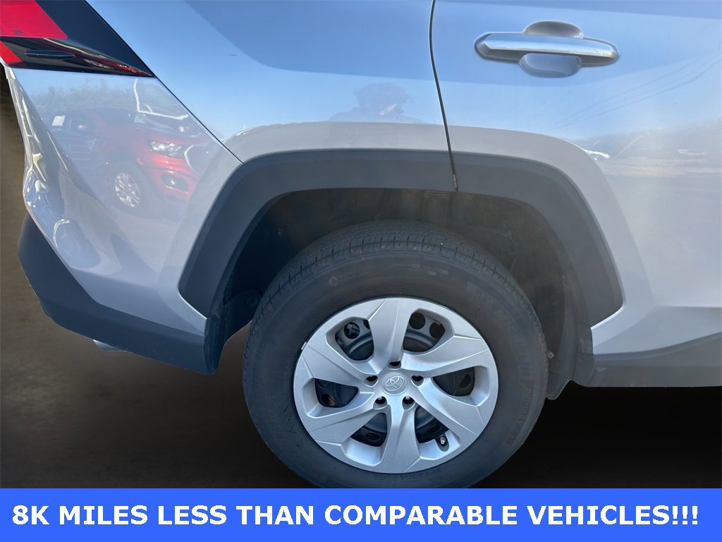 Used 2023 Toyota RAV4 LE image 8