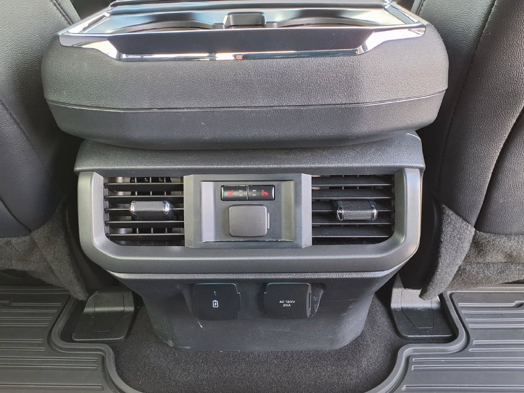 Used 2024 Ford F150 Lariat w/ Equipment Group 502A High AWD/4WD image 18