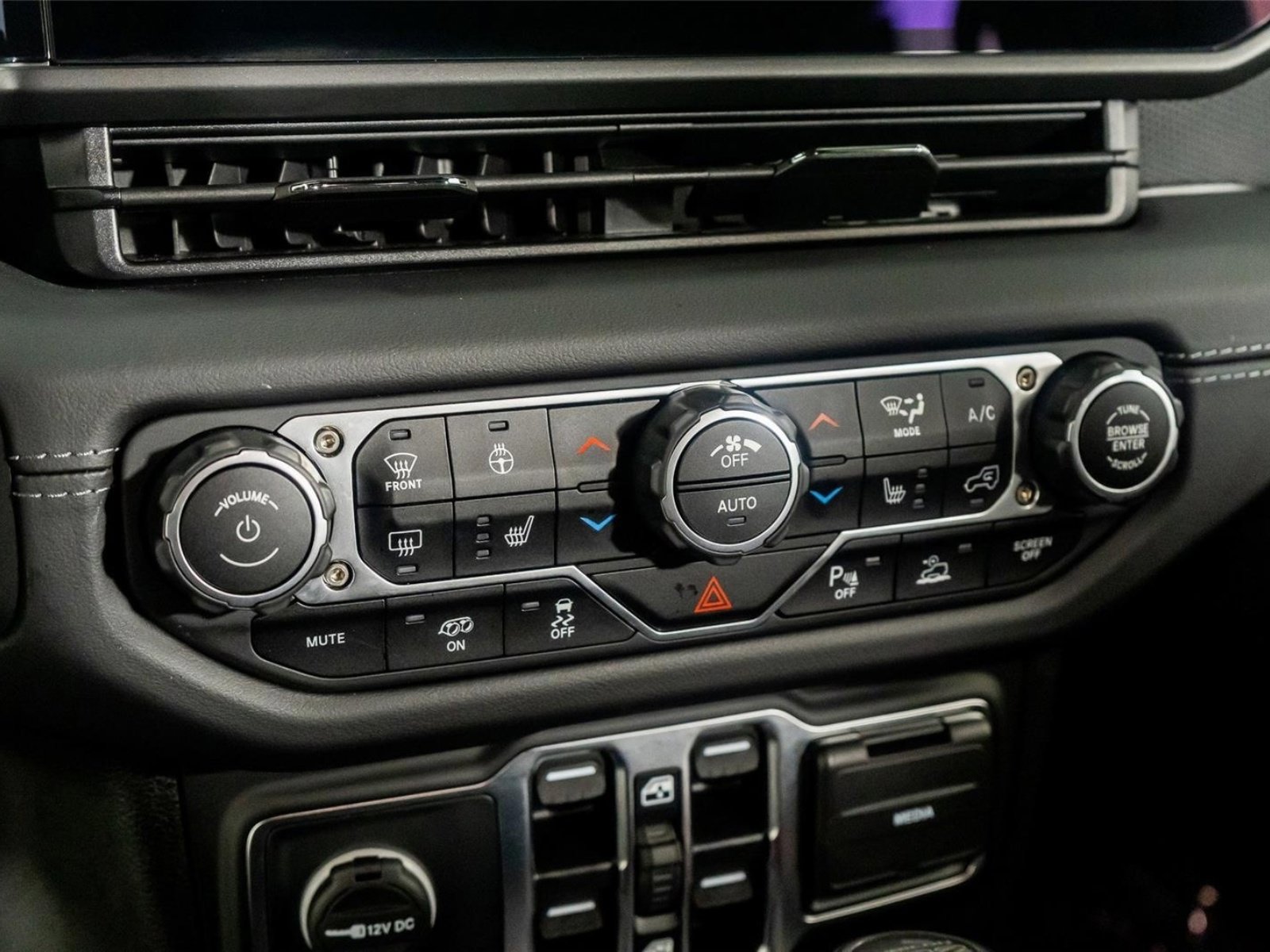 Used 2025 Jeep Wrangler Unlimited Rubicon 392 image 41