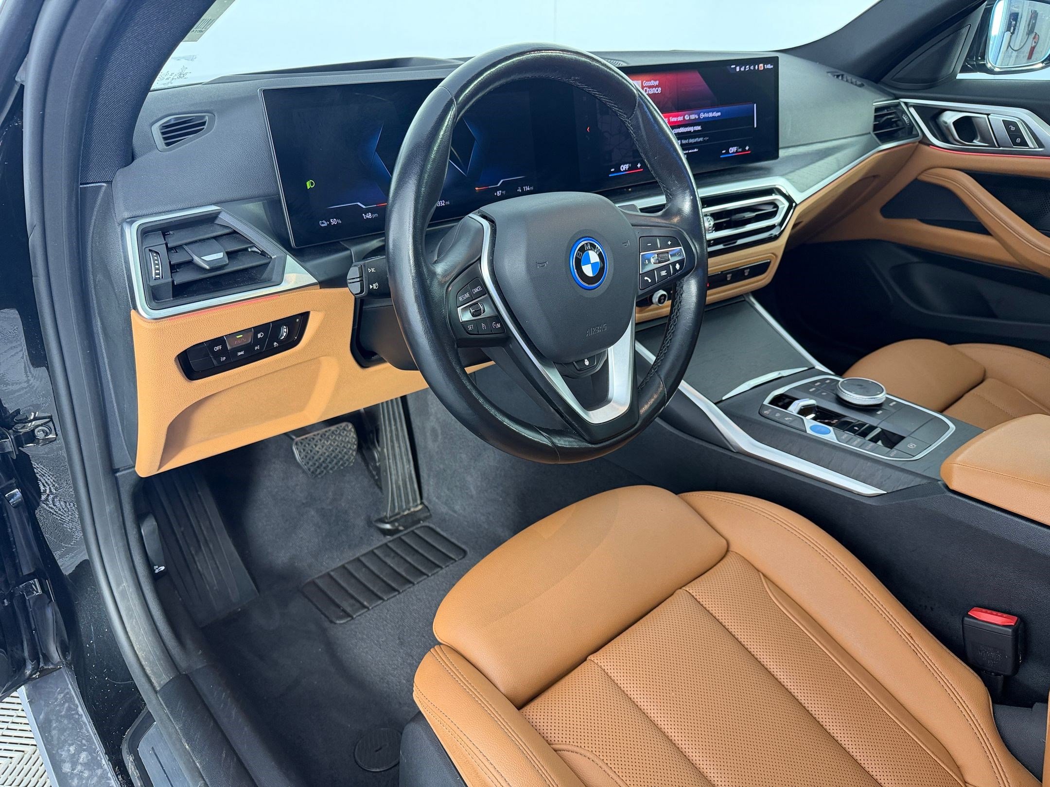 Used 2023 BMW i4 eDrive35 w/ Premium Package RWD image 4