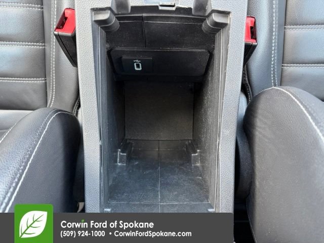 Used 2019 Ford Escape Titanium AWD/4WD image 35