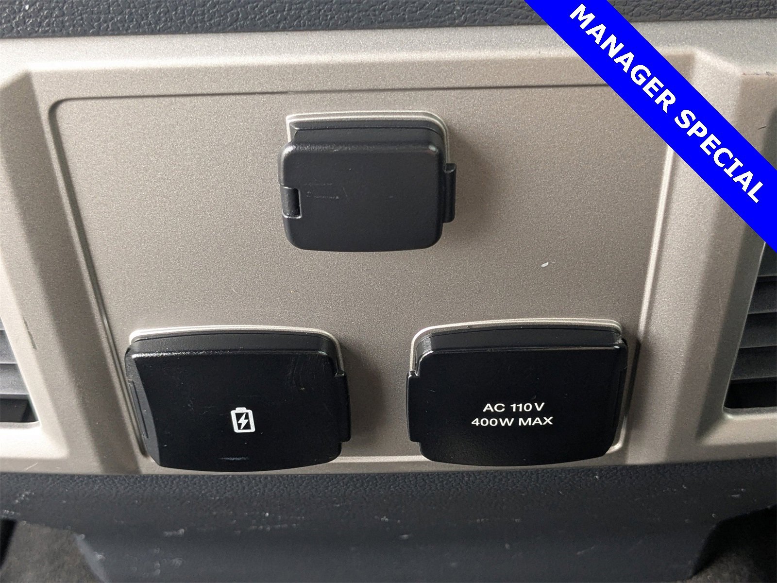 Used 2022 Ford F350 Lariat image 15