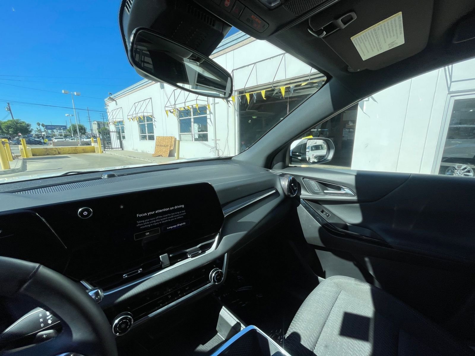 Used 2025 Chevrolet Equinox LT image 35