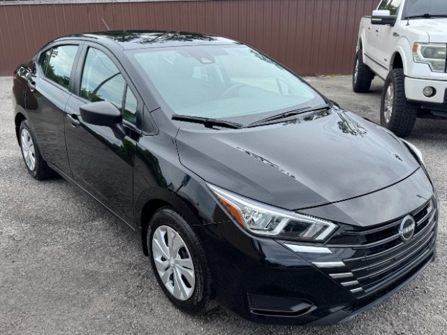 Used 2024 Nissan Versa S w/ Trunk Package