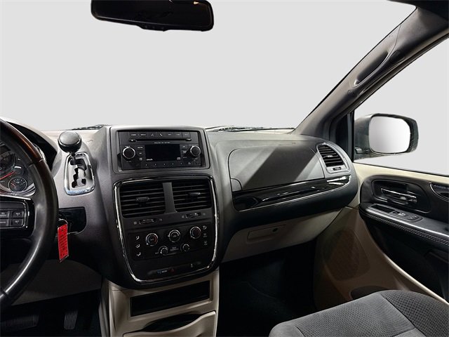 Used 2016 Dodge Grand Caravan SE image 22