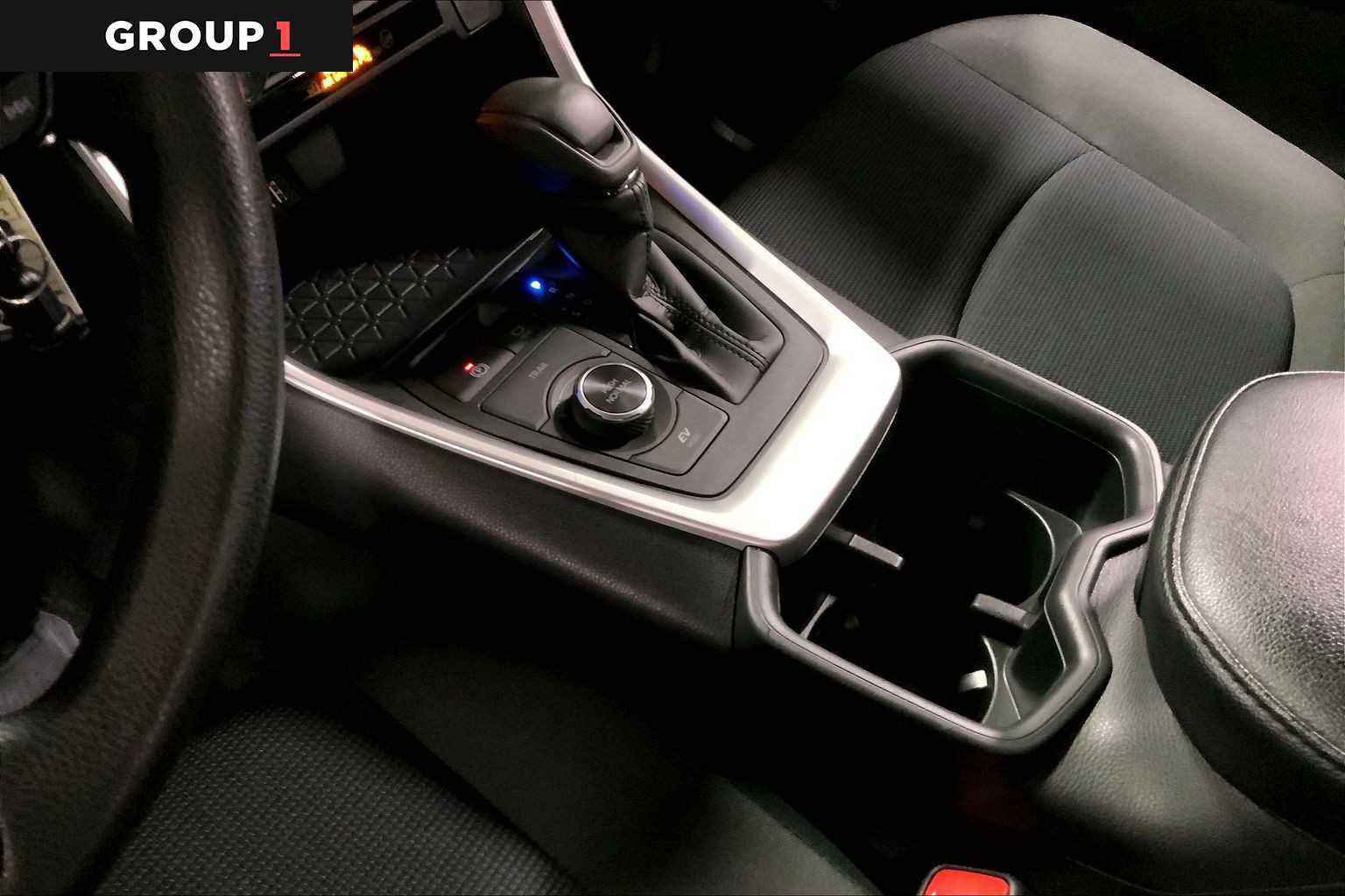 Certified 2025 Toyota RAV4 LE AWD/4WD image 17