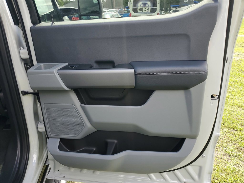 New 2025 Ford F250 XL w/ STX Appearance Package image 28