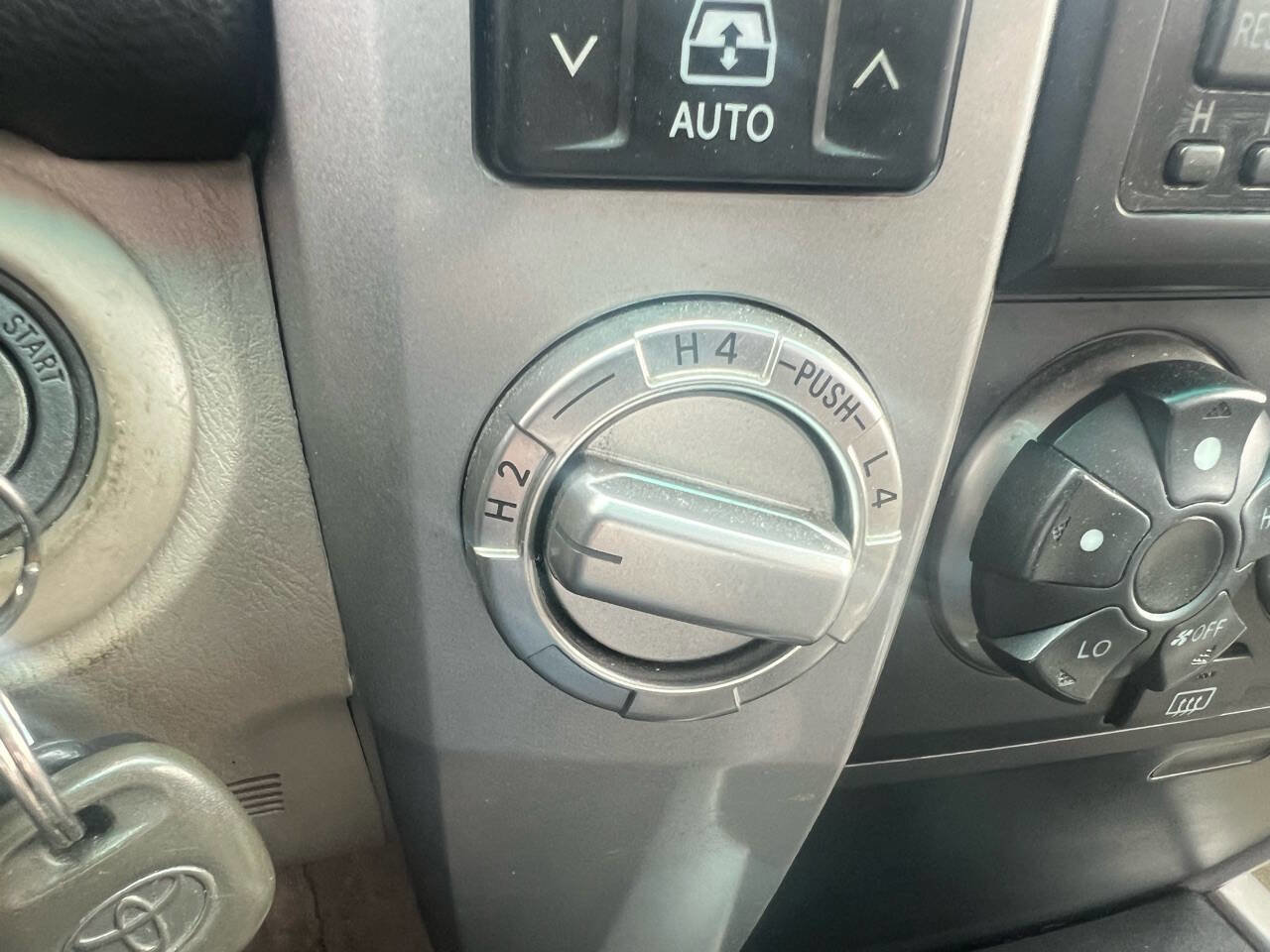 Used 2007 Toyota 4Runner Sport AWD/4WD image 14